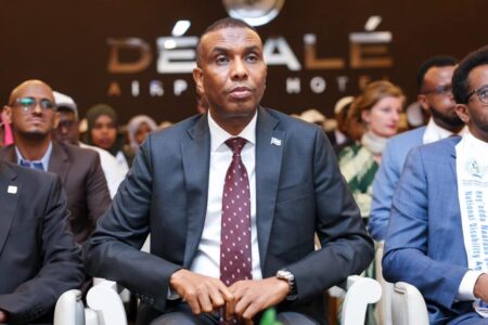 رئيس الوزراء الصومالي يشارك في فعاليات اليوم العالمي لذوي الاحتياجات الخاصة رئيس الوزراء الصومالي يشارك في فعاليات اليوم العالمي لذوي الاحتياجات الخاصة