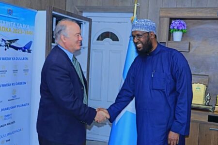 تحالف جديد ضد التطرف.. وزير الأوقاف يبحث التعاون مع مبعوث النرويج تحالف جديد ضد التطرف.. وزير الأوقاف يبحث التعاون مع مبعوث النرويج