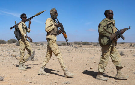 تنظيم داعش يشن هجومًا على قاعدة عسكرية في الصومال