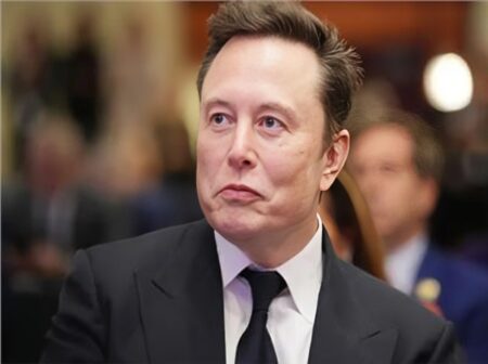 ستارلينك تصل إلى الصومال: إعلان رسمي من ماسك وترخيص حكومي بعد مفاوضات دامت سنوات