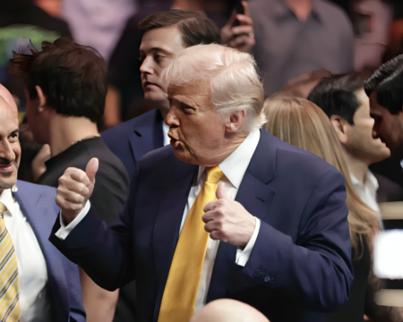 ترامب يوجه تحذيراً شديداً للإرهابيين في الصومال