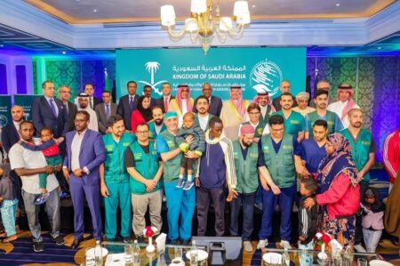 بفضل مبادرة سعودية.. 15 طفلًا في الصومال يسمعون لأول مرة بفضل مبادرة سعودية.. 15 طفلًا في الصومال يسمعون لأول مرة