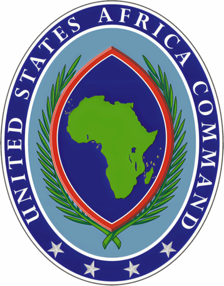 تدمير قاربين ينقلان أسلحة لحركة الشباب