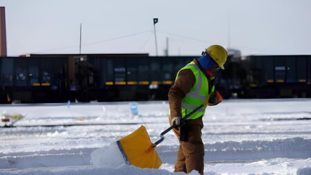 استخراج المياه الجوفية