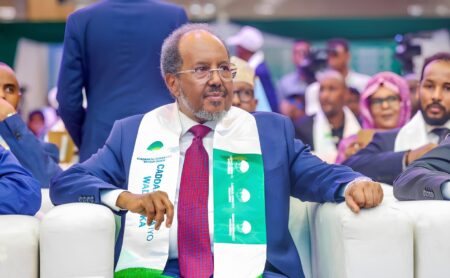 حسن شيخ محمود يعلن تأسيس “حزب العدالة والتضامن” وسط انقسامات سياسية وانتخابية في الصومال حسن شيخ محمود