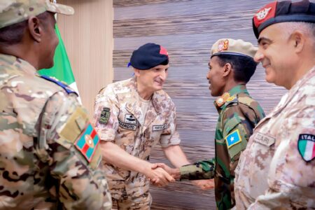 التعاون العسكري بين الصومال وإيطاليا