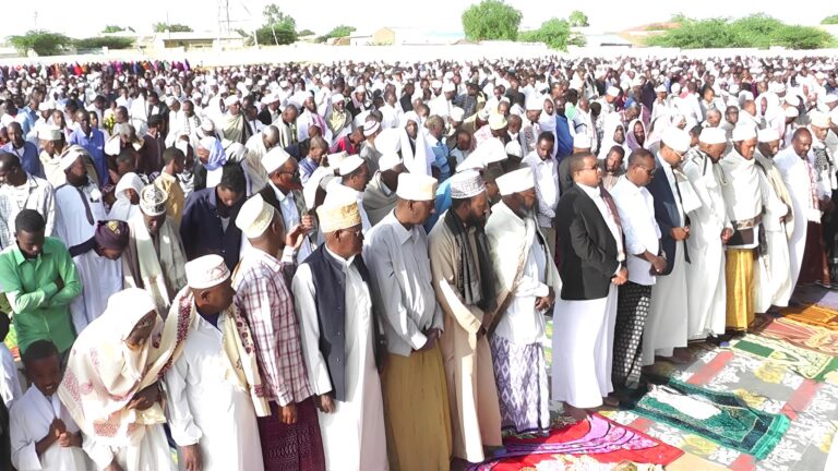 موعد صلاة عيد الأضحى في الصومال 2025