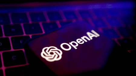 التوترات بين OpenAI ومايكروسوفت