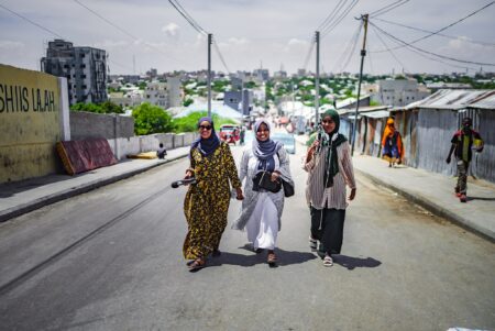 من التهميش إلى التمكين: نساء الصومال تشق طريق الاستقلال من التهميش إلى التمكين: نساء الصومال تشق طريق الاستقلال