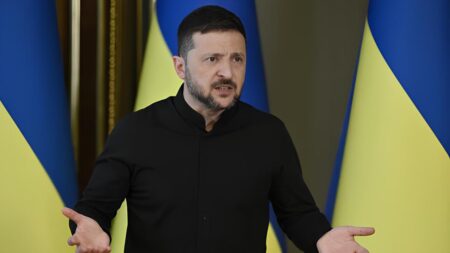 تأثير العقوبات الاقتصادية على روسيا في إنهاء الحرب مع أوكرانيا.. هل اقتربت النهاية؟