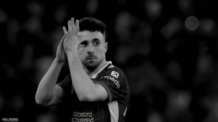 مصرع لاعب ليفربول في حادث مأساوي بإسبانيا يثير صدمة كبيرة