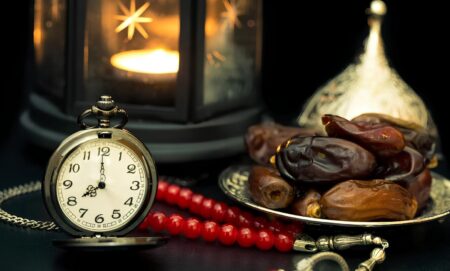 ما حكم صيام يوم عاشوراء فقط؟