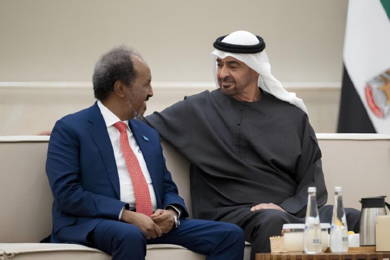 العلاقات الإماراتية الصومالية: شراكة متجذرة في التاريخ وممتدة إلى المستقبل