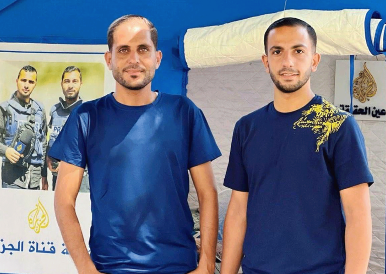 الحرب على غزة: اغتيال مراسلي قناة الجزيرة في قصف إسرائيلي على مستشفى الشفاء في غزة يهز المشهد الإعلامي2025