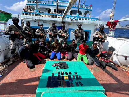 القرصنة قبالة السواحل الصومالية 2025: من خفر سواحل شعبي إلى أزمة تهدد التجارة العالمية القرصنة قبالة السواحل الصومالية2025: من خفر سواحل شعبي إلى أزمة تهدد التجارة العالمية