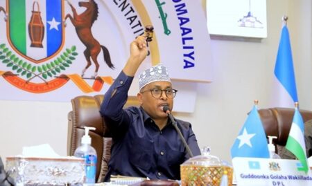 معارضة بونتلاند لإدارة الشمال الشرقي الجديدة تثير مخاوف من تصعيد سياسي في شمال الصومال