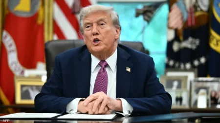 ترامب يلوح بالفرصة الأخيرة: تفاصيل مقترح اتفاق غزة لوقف إطلاق النار وموقف إسرائيل وحماس..