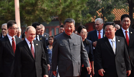 ترامب يتهم الصين وروسيا وكوريا الشمالية بالتآمر على أمريكا في ذكرى الحرب العالمية الثانية