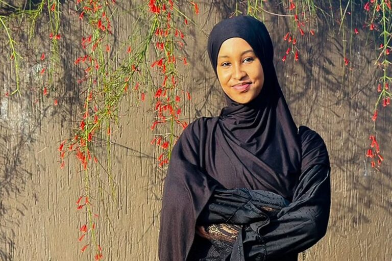 7 دروس ملهمة من رحلة أميرة أنشور نحو التعليم الجامعي للفتيات في الصومال