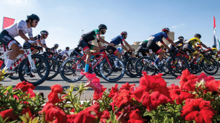 بطولة العالم للدراجات على الطرق 2025 في رواندا: مسارات صعبة ونجوم عالميون