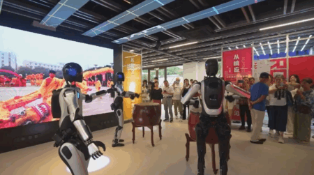 8 مناطق مذهلة داخل أول مركز لتجربة الروبوتات البشرية في الصين