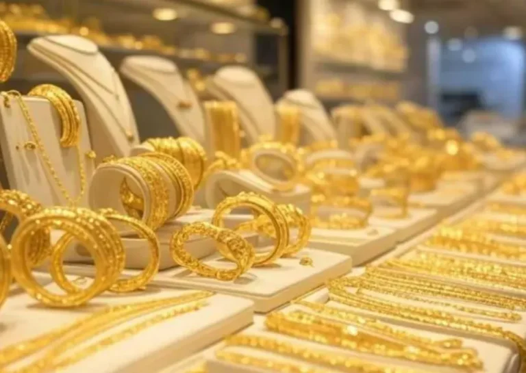 سعر الذهب الصومالي يقفز في تعاملات الجمعة وسط تقلب الأسواق سعر الذهب الصومالي يقفز في تعاملات الجمعة وسط تقلب الأسواق