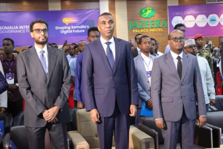 الاقتصاد الرقمي في الصومال.. منتدى حوكمة الإنترنت في مقديشو يفتح آفاقًا جديدة للتنمية الاقتصاد الرقمي في الصومال.. منتدى حوكمة الإنترنت في مقديشو يفتح آفاقًا جديدة للتنمية