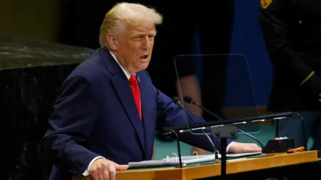 ترامب يهاجم الصوماليين في أمريكا والصومال ترد بالحقائق ترامب يهاجم الصوماليين في أمريكا