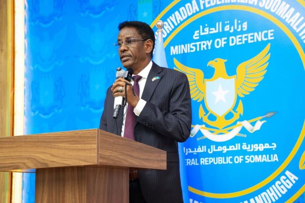 اتفاق تاريخي لحماية أطفال الصومال من ويلات النزاعات المسلحة اتفاق تاريخي لحماية أطفال الصومال