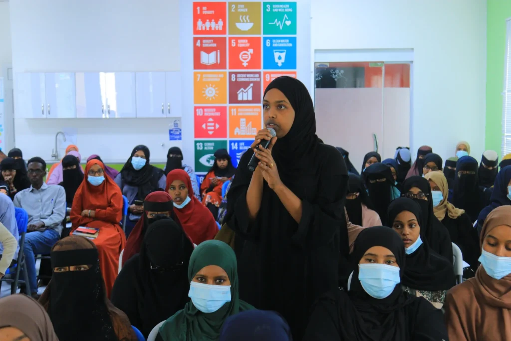 مسارات تمكين المرأة وتوظيفها في الصومال