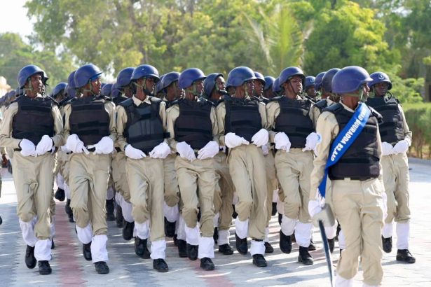 الشرطة الصومالية تحتفي بالذكرى الثانية والثمانين وتدعو لتعزيز الأمن والتعاون المجتمعي الشرطة الصومالية تحتفي بالذكرى الثانية والثمانين