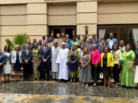 وحدة الصومال خط أحمر في اجتماع السفراء