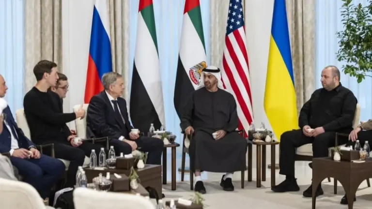 محادثات أبوظبي تفتح نافذة أمل للسلام