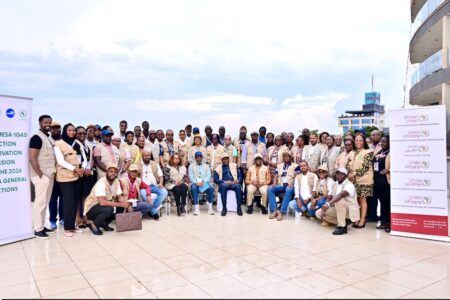 رئيس منظمات المجتمع المدني الصومالي يشارك في مراقبة الانتخابات الأوغندية رئيس منظمات المجتمع المدني الصومالي يشارك في مراقبة الانتخابات الأوغندية