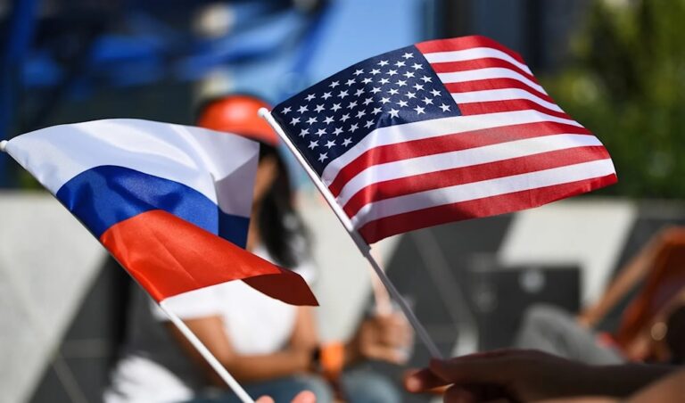 واشنطن وموسكو على حافة الصدام واشنطن وموسكو على حافة الصدام