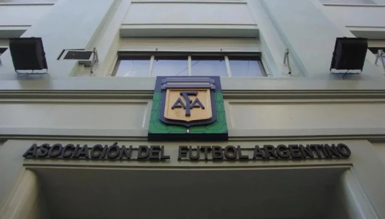 فضيحة تهز كرة القدم الأرجنتينية