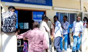 الصومال تؤجل إنفاذ شرط بطاقة الهوية الوطنية للسفر