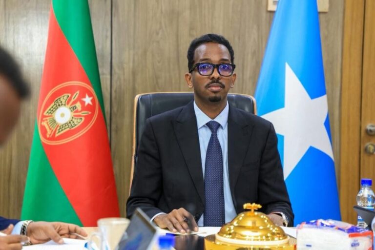 الدفاع الصومالية ترسّخ التزامها بحماية المدنيين