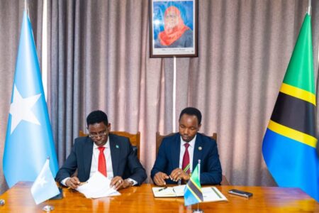 الصومال وتنزانيا: شراكة جديدة لتسهيل السفر وتعزيز التعاون