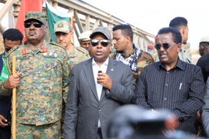 الدفاع والداخلية يقودان إعادة الاستقرار الدفاع والداخلية يقودان إعادة الاستقرار