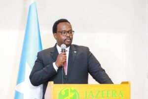 نائب رئيس الوزراء يختتم اجتماع الأكاديمية الإقليمية للغة الصومالية، ويؤكد مرحلة جديدة من التطوير نائب رئيس الوزراء يختتم اجتماع الأكاديمية الإقليمية للغة الصومالية