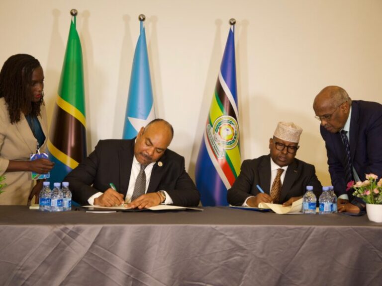 تحالف تعدين ثلاثي يقود شرق إفريقيا