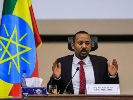 آبي أحمد يؤكد التزام إثيوبيا بالتعاون في ملف مياه النيل