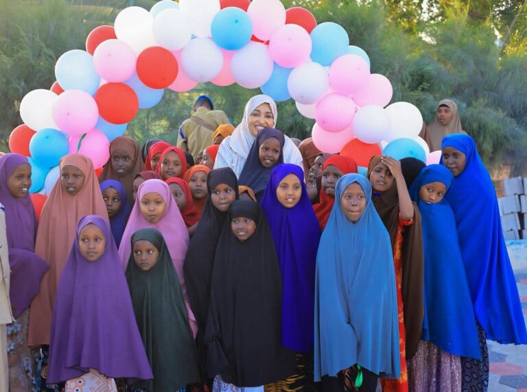 ملعب الأمل يضيء قلوب الأيتام