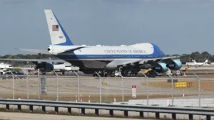 فلوريدا تسمي مطار باسم ترامب فلوريدا تسمي مطار باسم ترامب