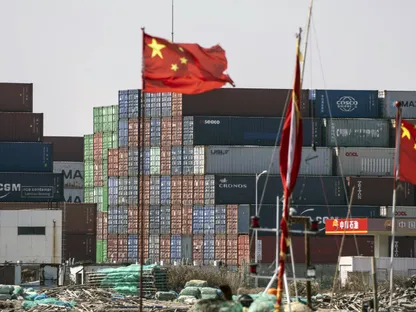الصين ترسخ موقعها كقوة اقتصادية عالمية