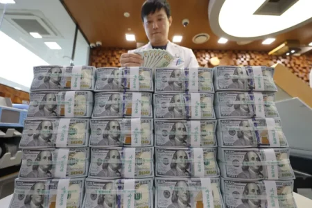 خسائر 3.3 تريليونات تضرب الكبار