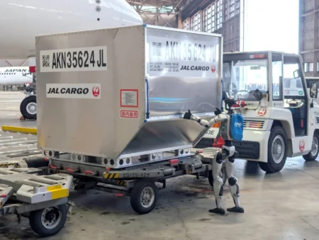 قد يهمك: تطبيقات الروبوتات البشرية.. ثورة تقنية في مطار هانيدا لمواجهة نقص العمالةالذكاء الاصطناعي في التعليم الجامعي.. دراسة «لينوفو» تكشف تحول الأجهزة اللوحية لمرفق إبداعي يومي