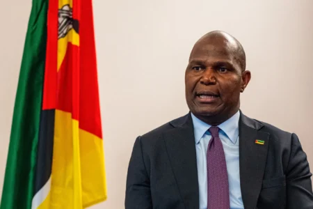 موزمبيق تسدد ديونها مبكراً بالكامل