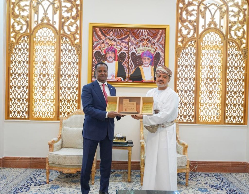 التعاون الصومالي العماني في تكنولوجيا المعلومات